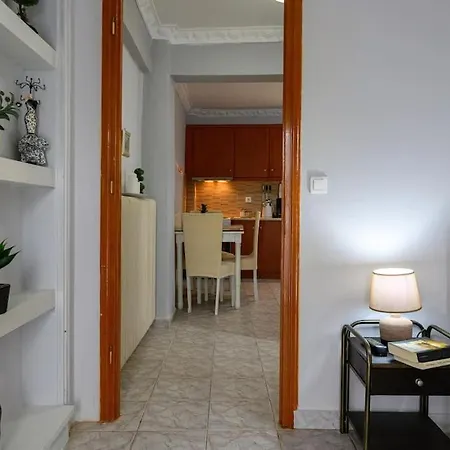 Spacious With Patio *