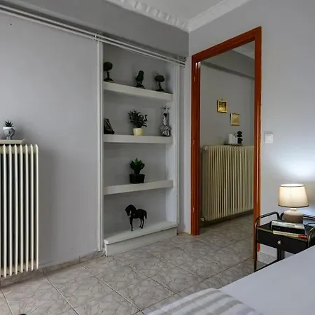 Spacious With Patio * Kalamata